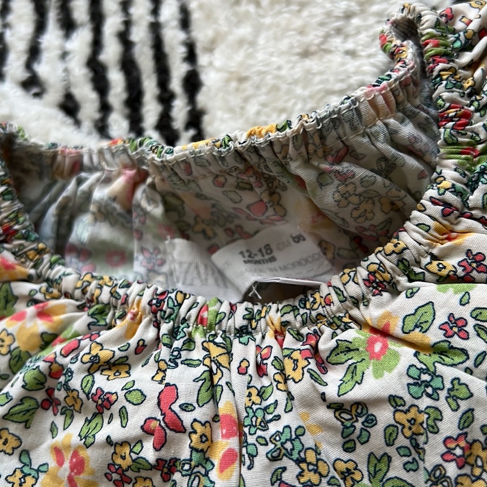NWOT Zara Floral Ruffled Top - Picture 3 of 3